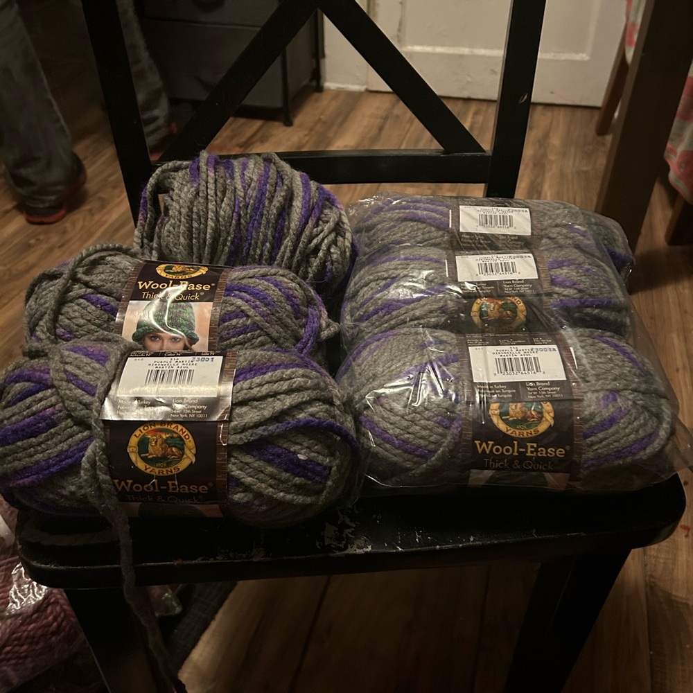 Lion Brand Woolease Quick n Thick yarn lot of 6